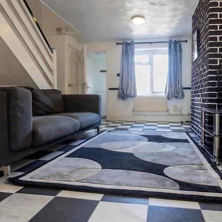Cosy Home By Excel Centre & City Airport Londres Extérieur photo